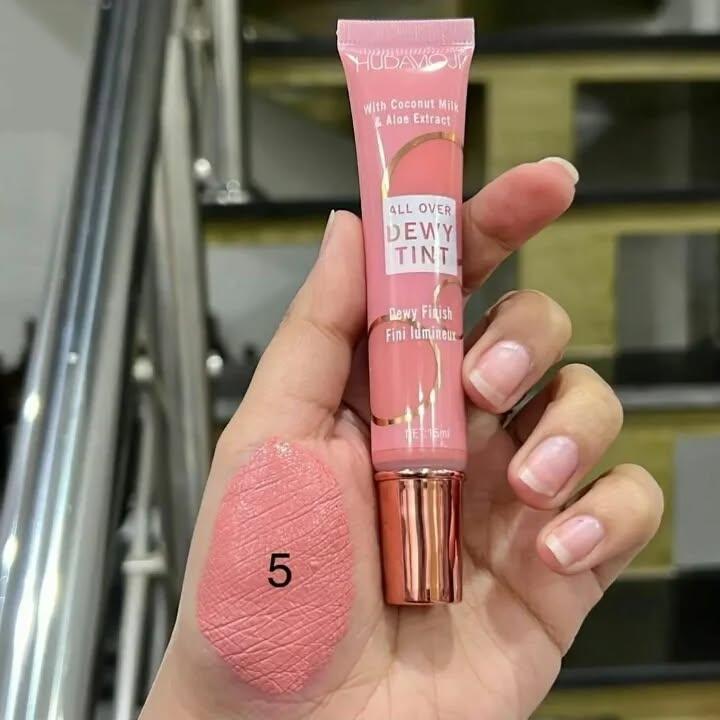 Dewy Tint Liquid Blush – 15ml Matte & Glow Finish (6 Versatile Shades)
